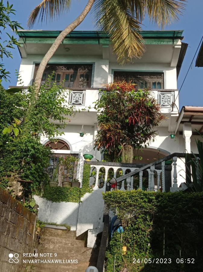 Raja174 Homestay Kandy Ngoại thất bức ảnh