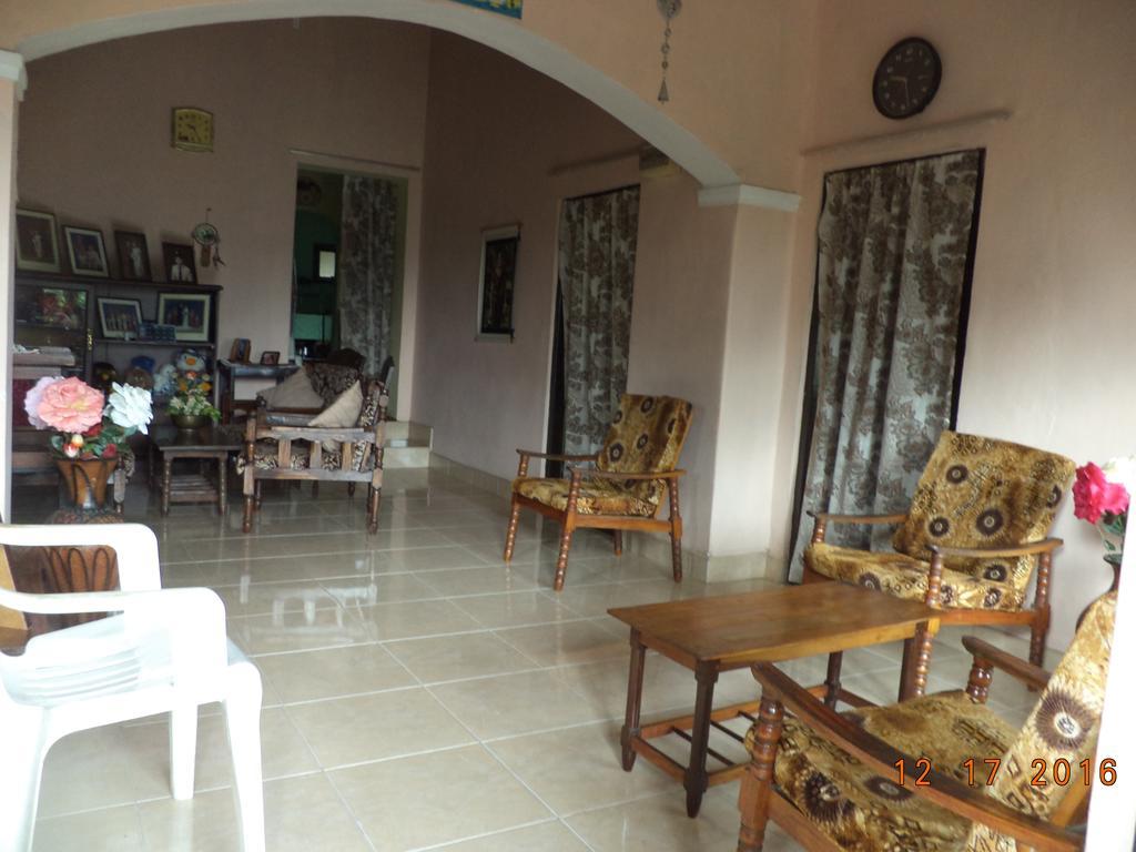 Raja174 Homestay Kandy Ngoại thất bức ảnh